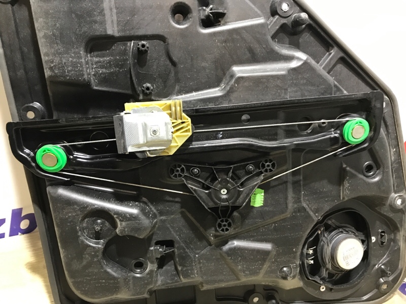 Стеклоподъемник задний левый B-Class 2012 W246 1.6 270.910