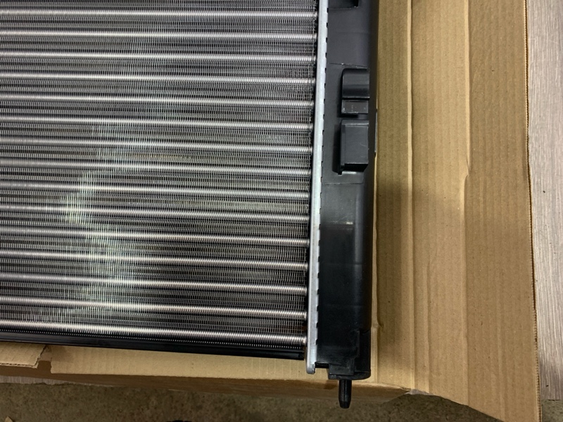 Радиатор охлаждения Lancer 07> 10 1.5 AT Радиатор охлаждения Lancer 07> 10 1.5 AT