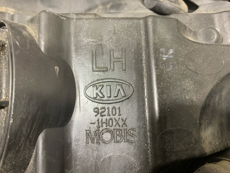 Фара левая Kia Ceed ED 1.6 G4FC Фара левая Kia Ceed ED 1.6 G4FC