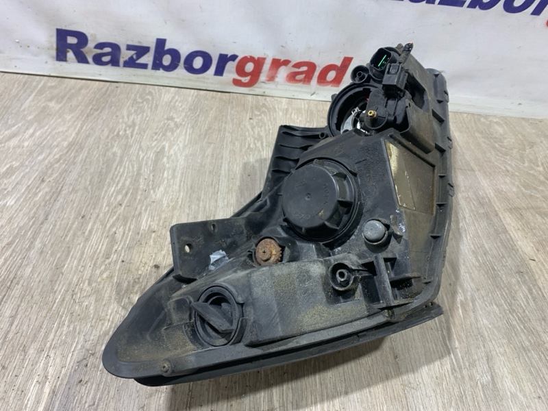 Фара левая Ceed 2009 ED 1.6 G4FC Фара левая Ceed 2009 ED 1.6 G4FC