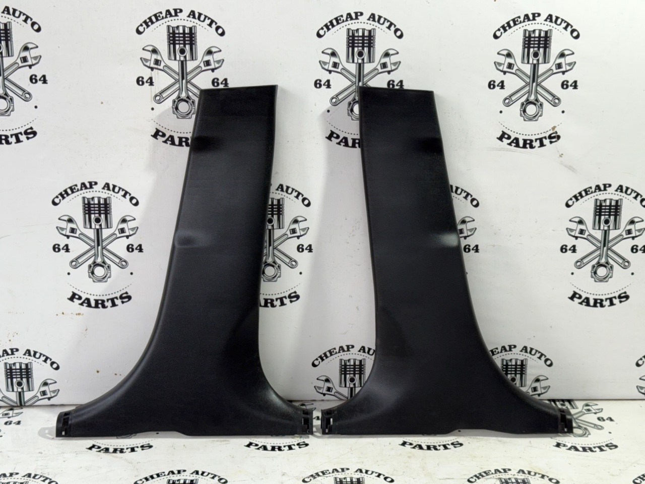 Накладка на стойку кузова