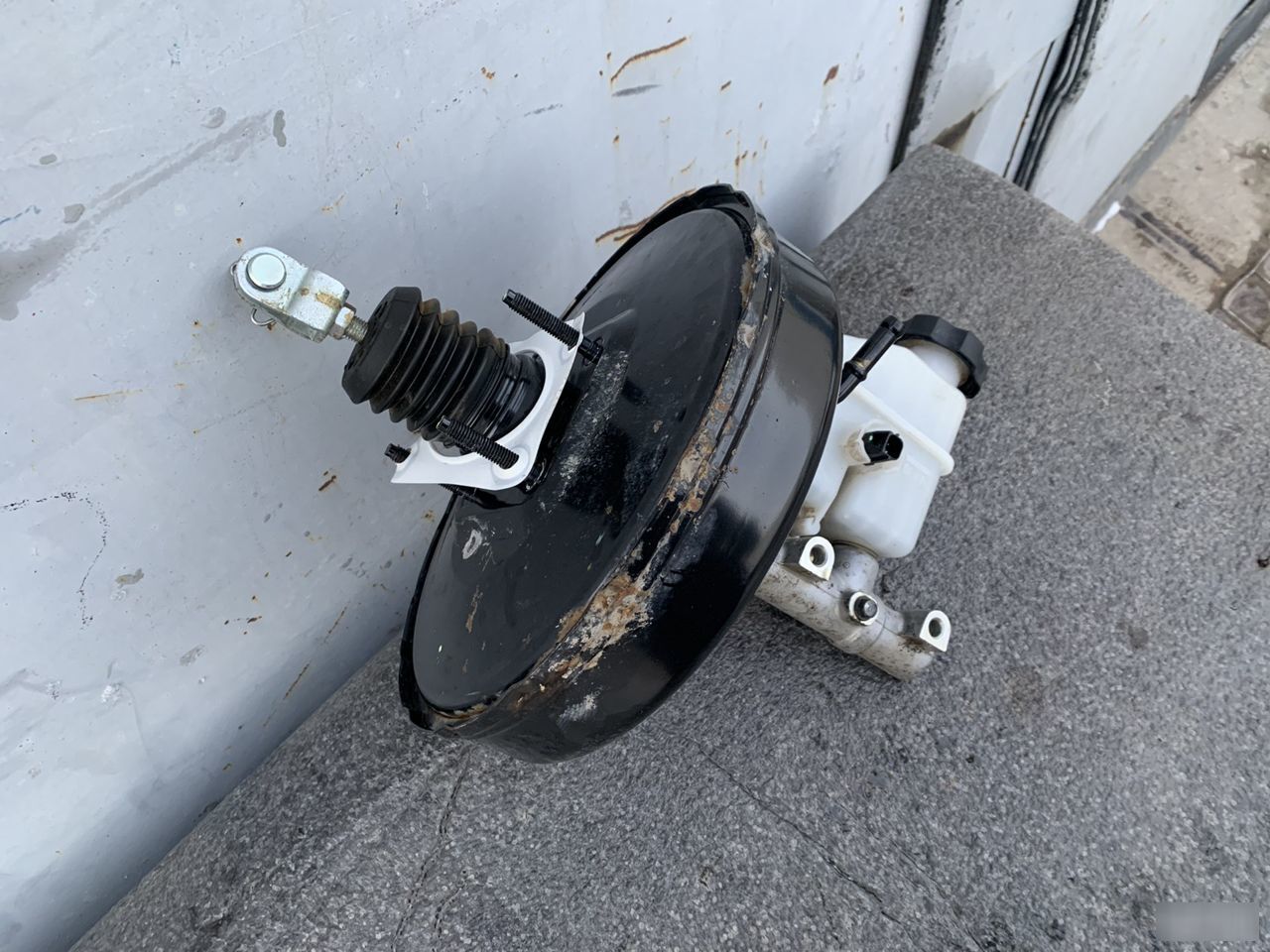 Вакуумный усилитель тормозов - Фото 2