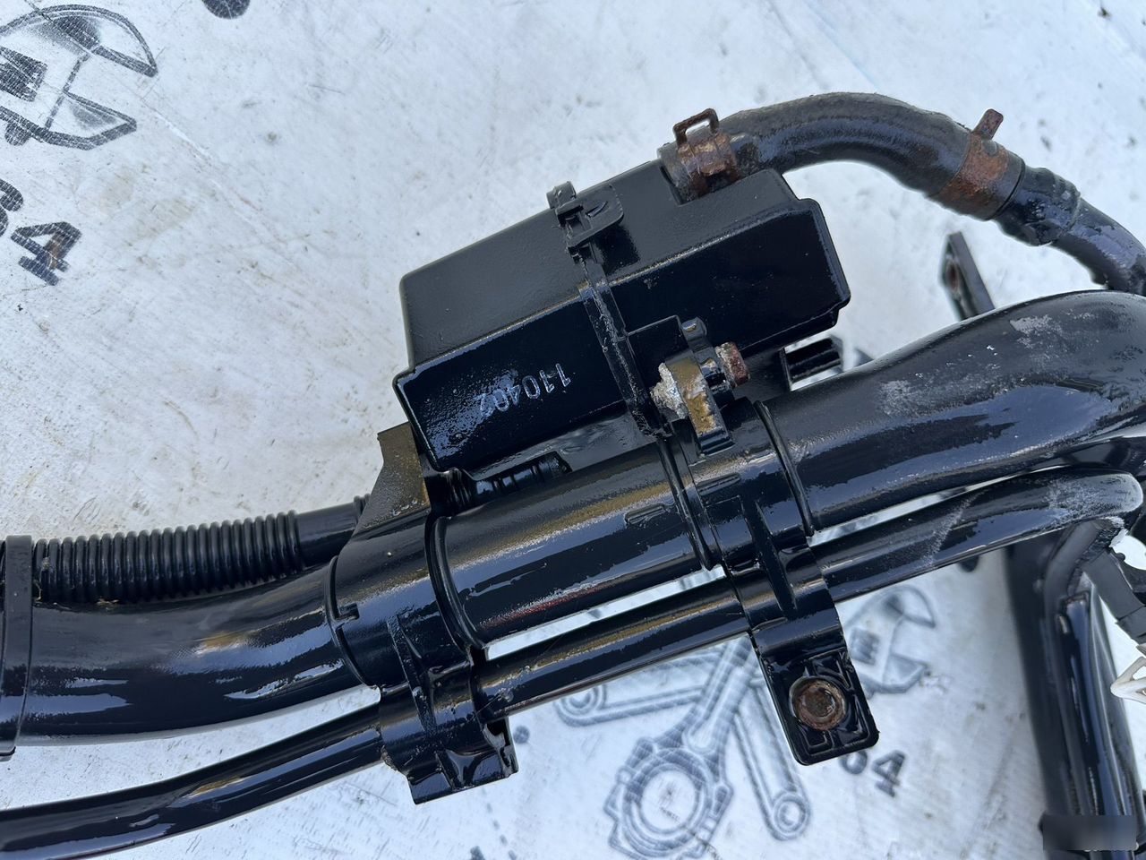 Горловина топливного бака - Фото 5