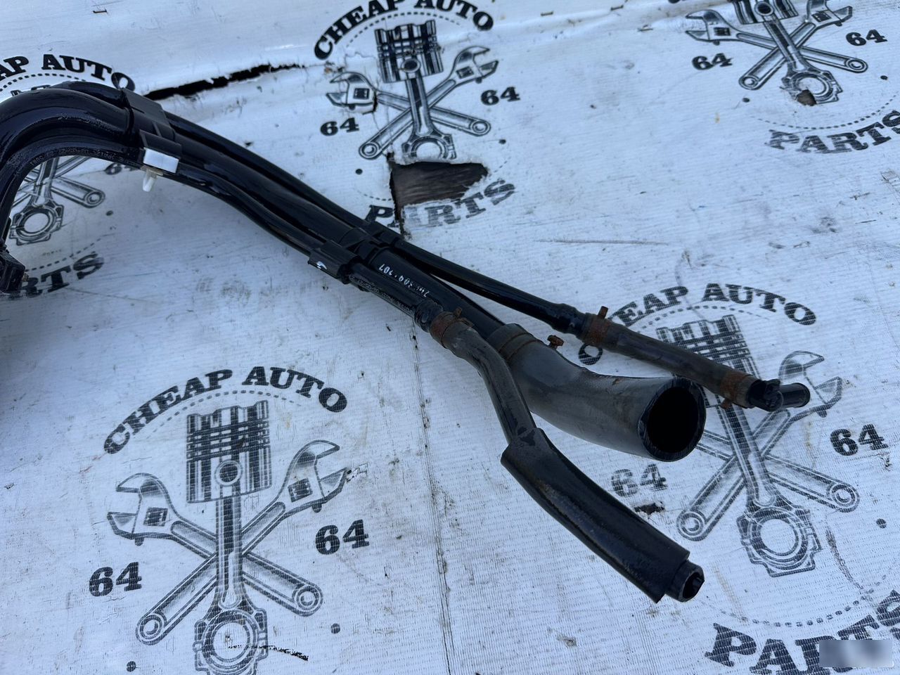 Горловина топливного бака - Фото 6