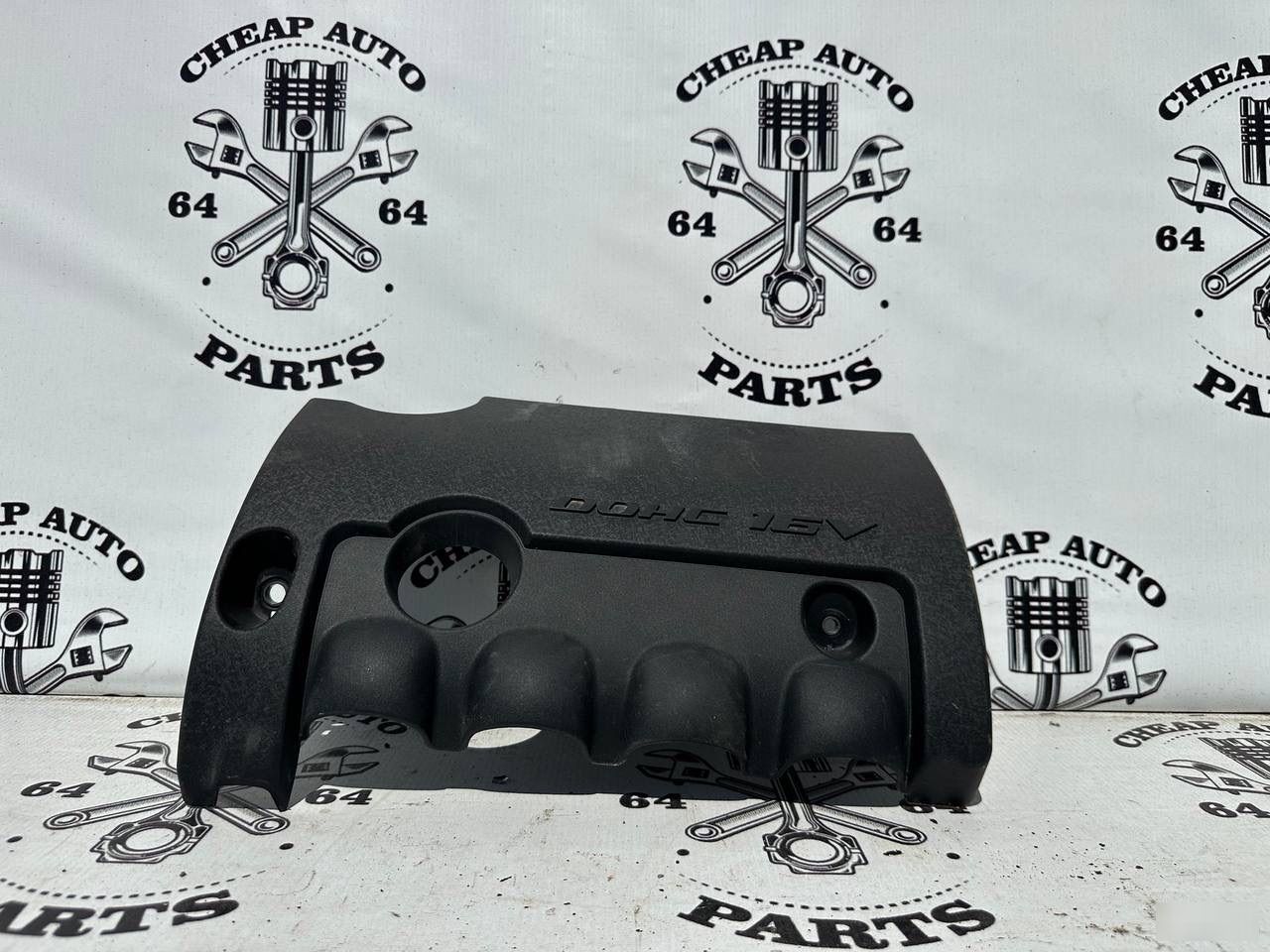 Крышка двигателя