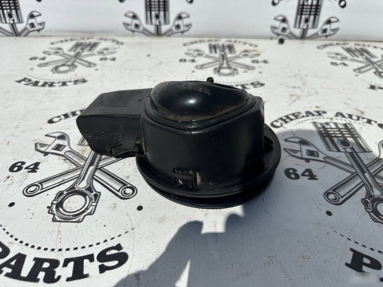 Лючок бензобака - Фото 4