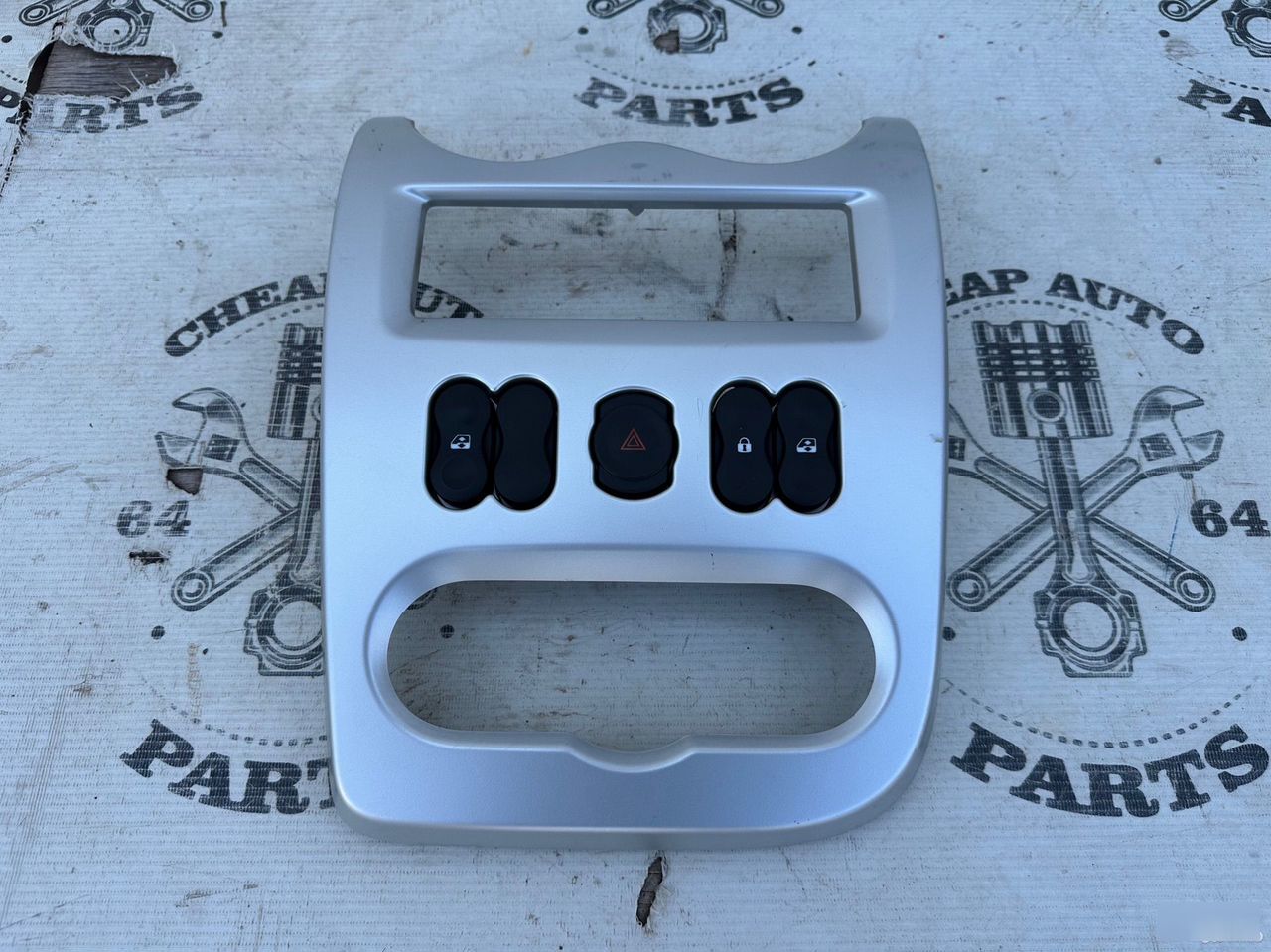 Консоль панели приборов