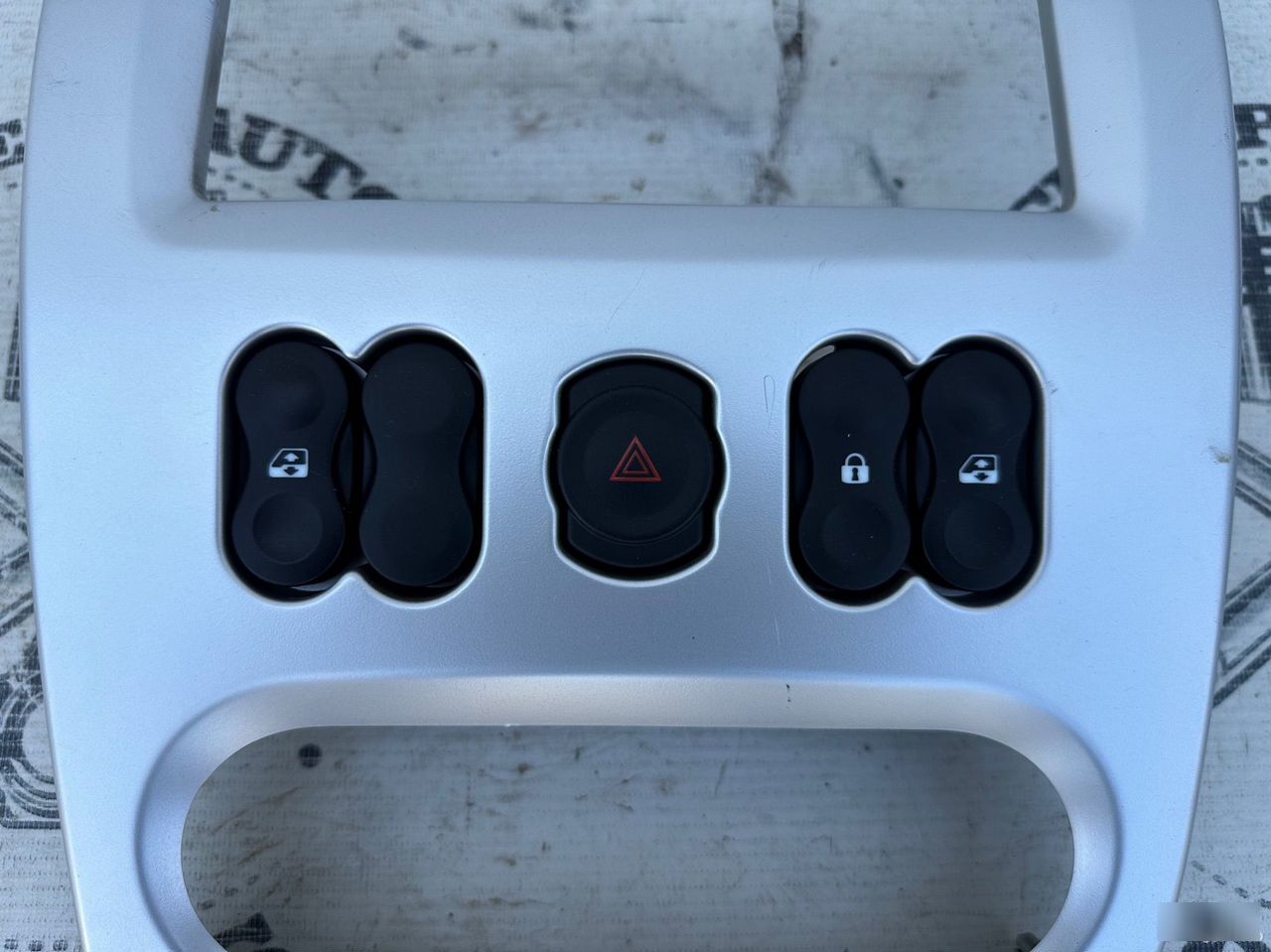 Консоль панели приборов - Фото 3