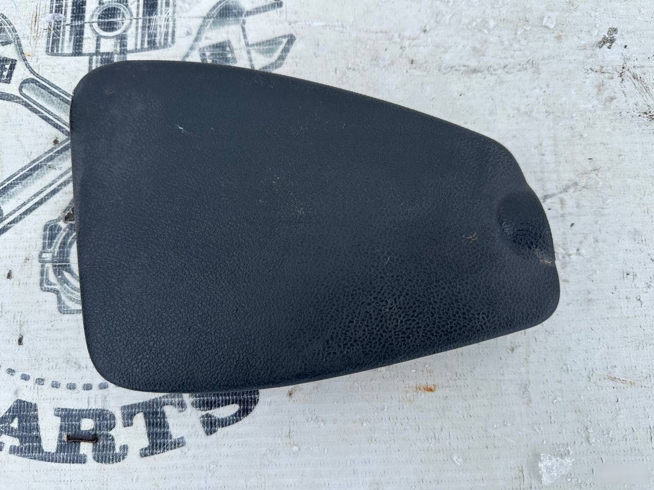 Крышка предохранителей - Фото 3