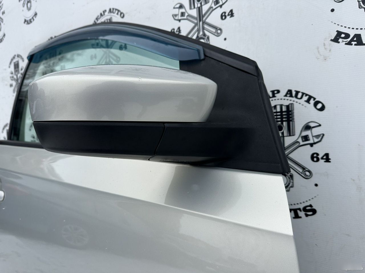 Зеркало заднего вида