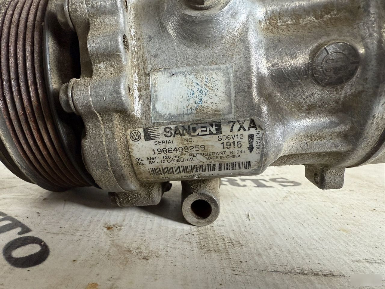 Компрессор кондиционера - Фото 2