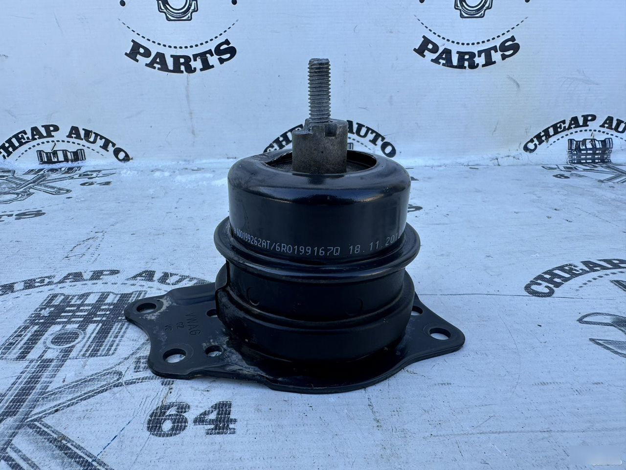 Подушка двигателя