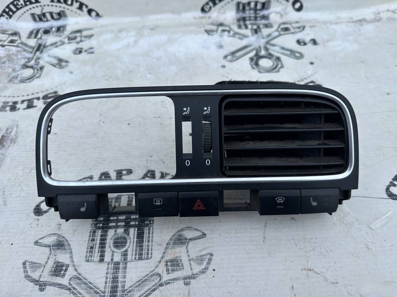 Центральный дефлектор печки - Фото 2