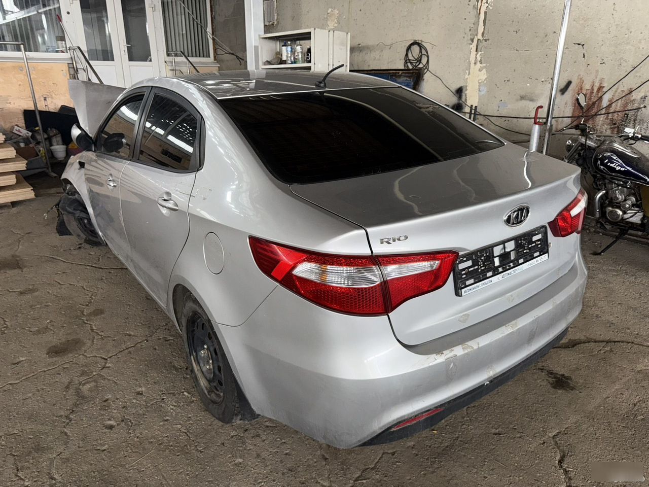 Авто в разбор - Фото 2