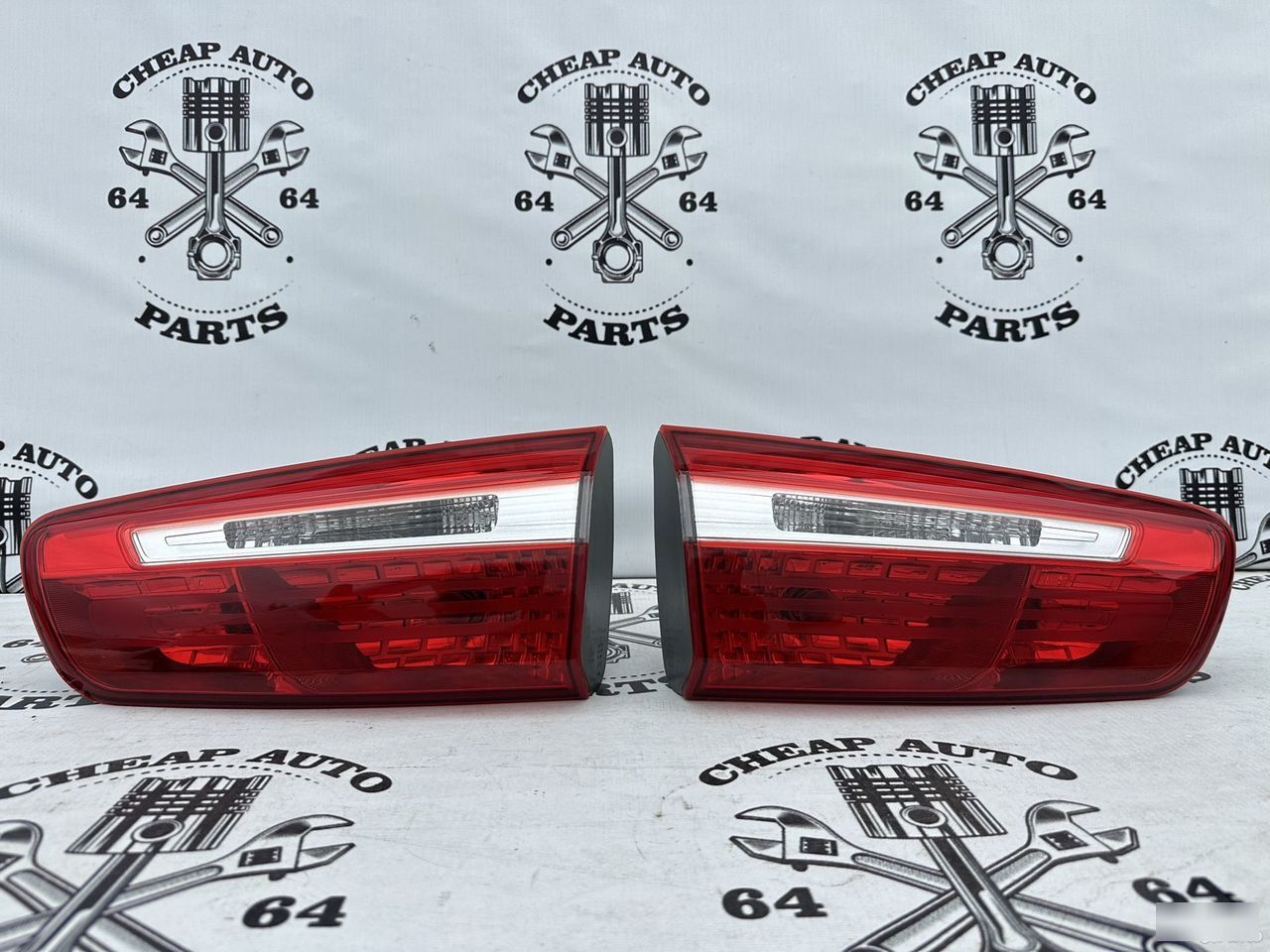 Фонари крышки багажника - Фото 2