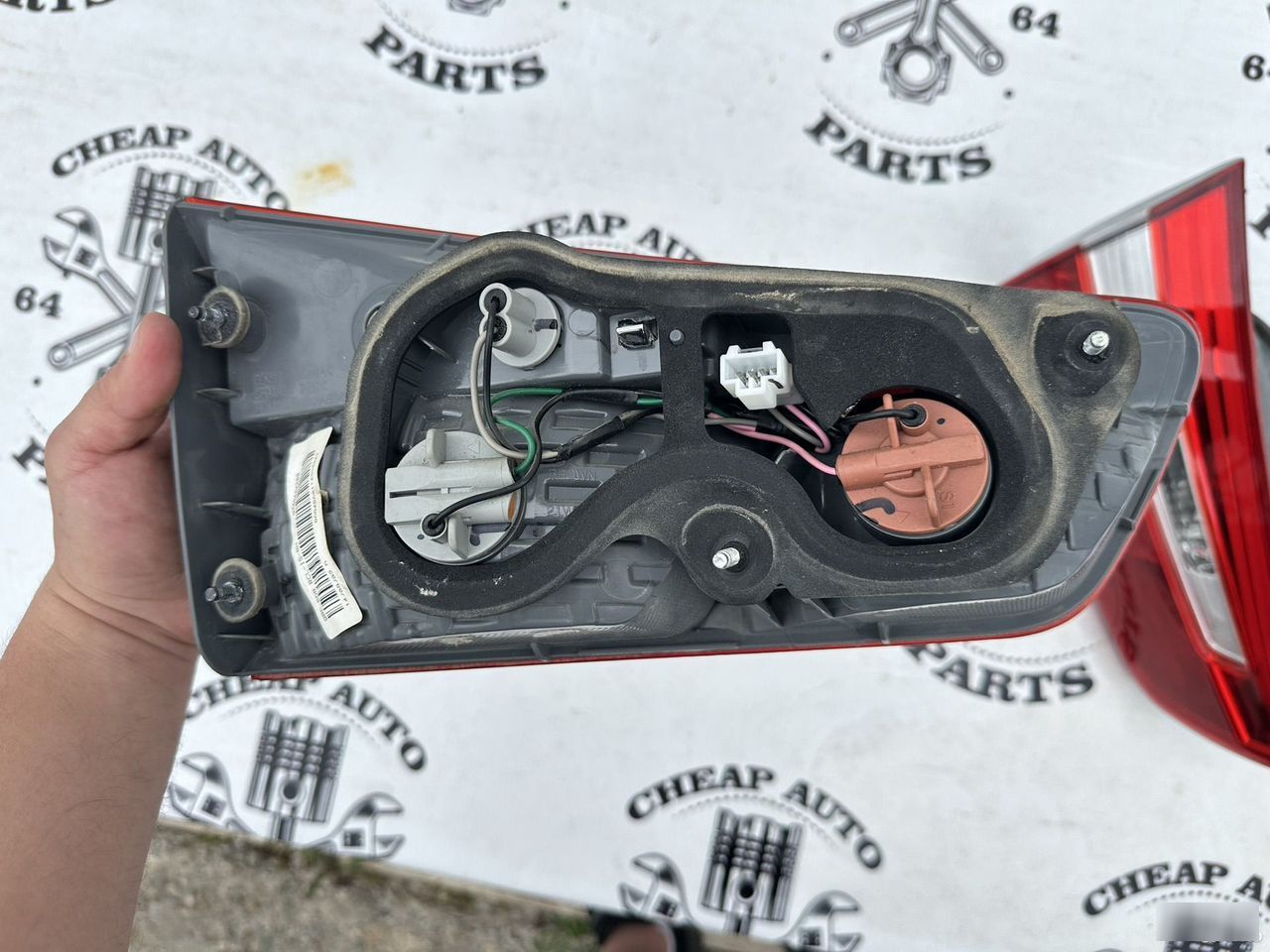 Фонари крышки багажника - Фото 8