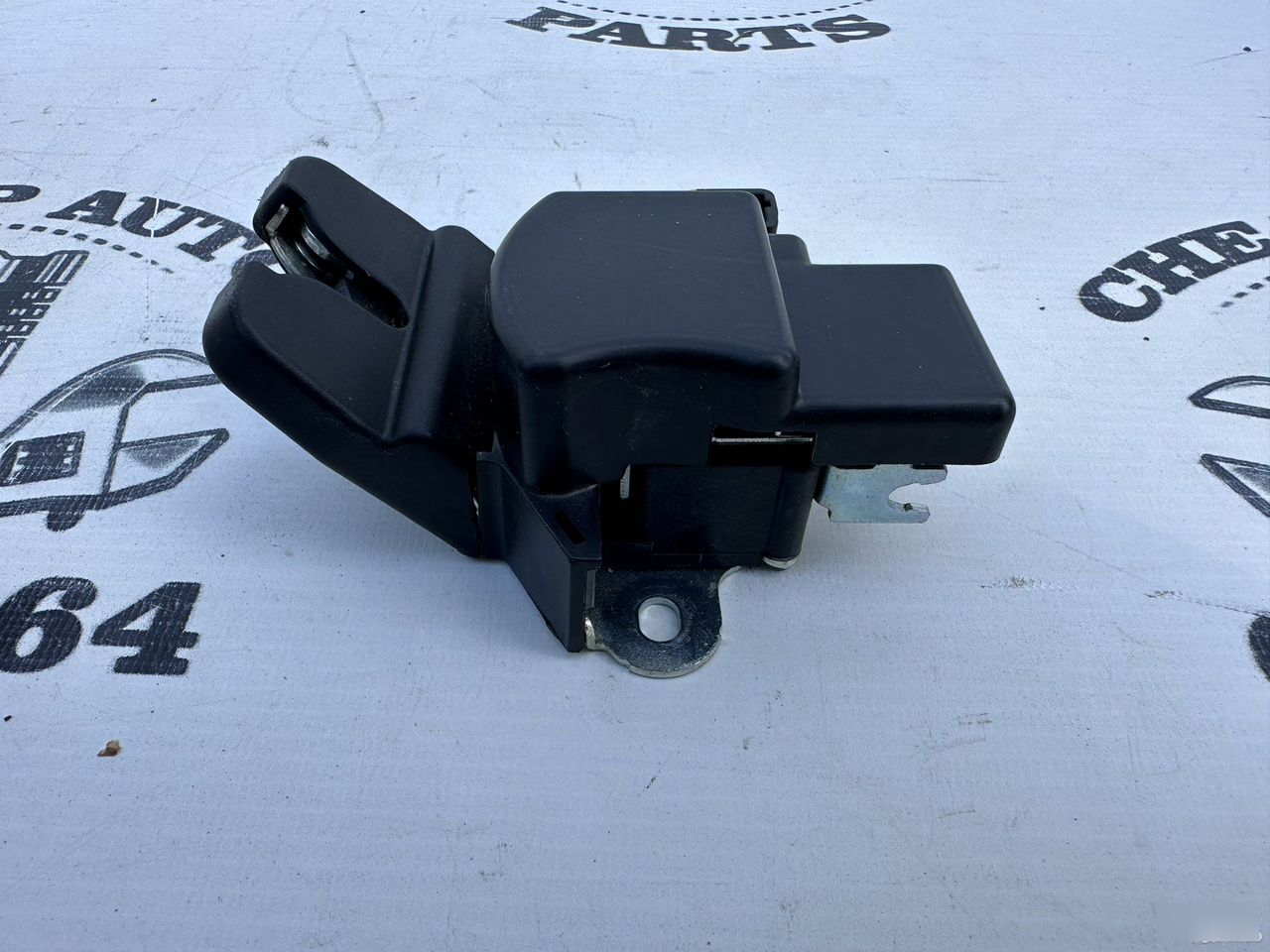 Замок крышки багажника - Фото 4