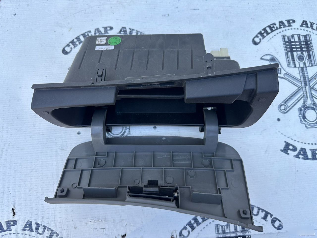 Бардачок торпедо - Фото 5