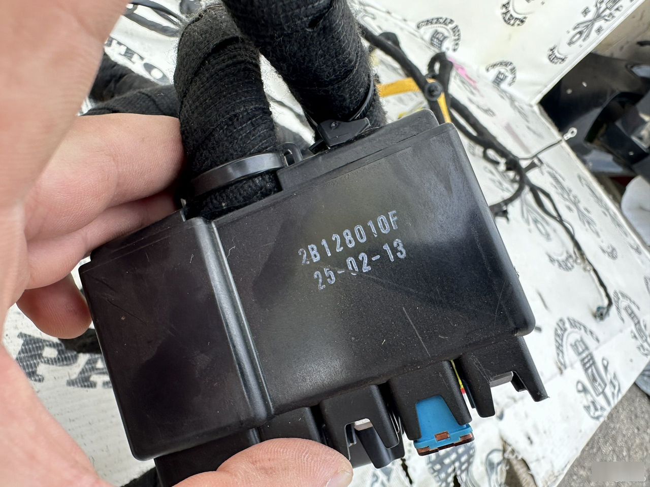 Блок предохранителей салона - Фото 9