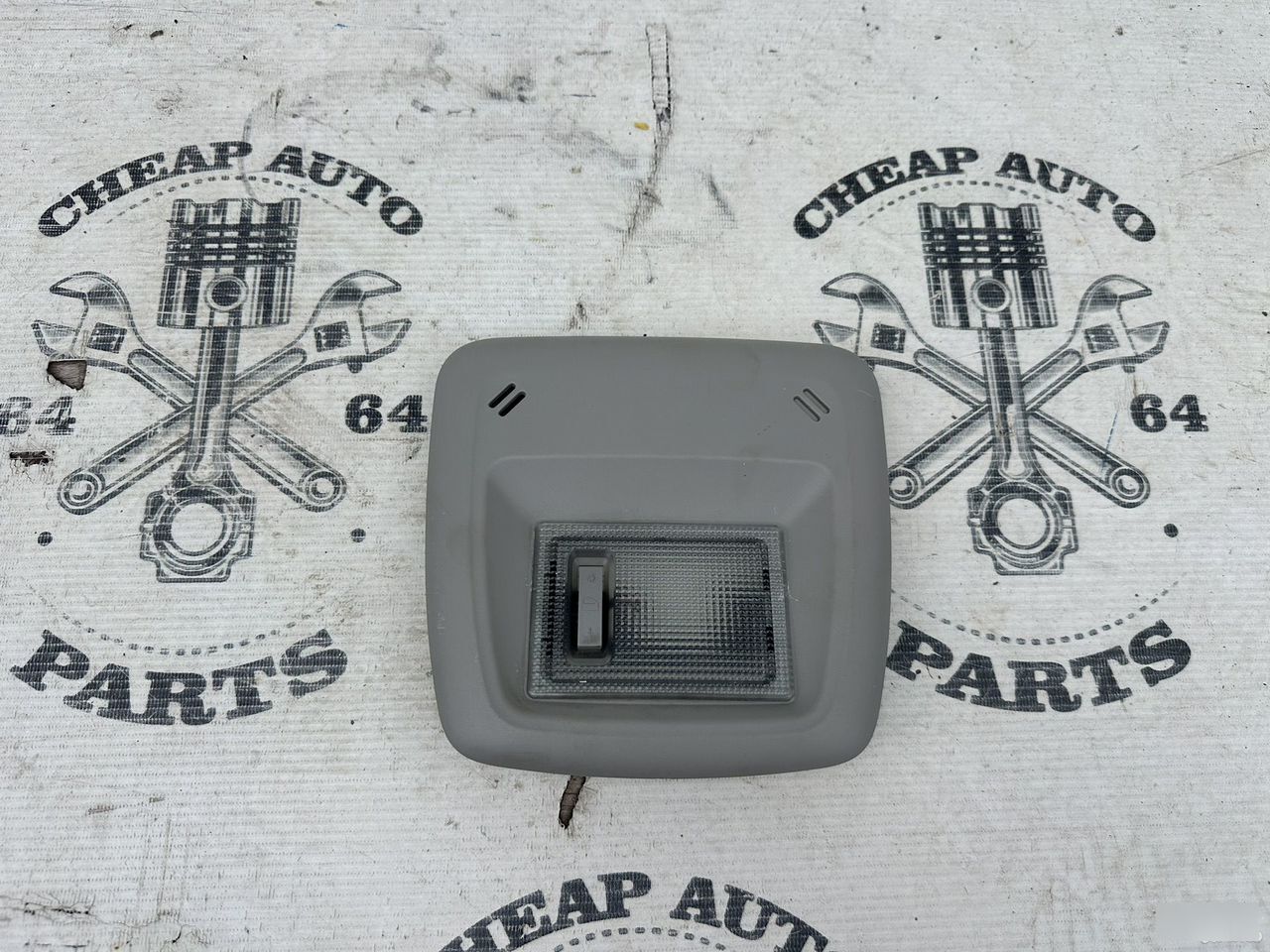 Плафон освещения салона - Фото 3