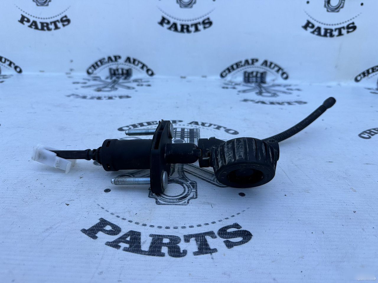 Главный цилиндр сцепления