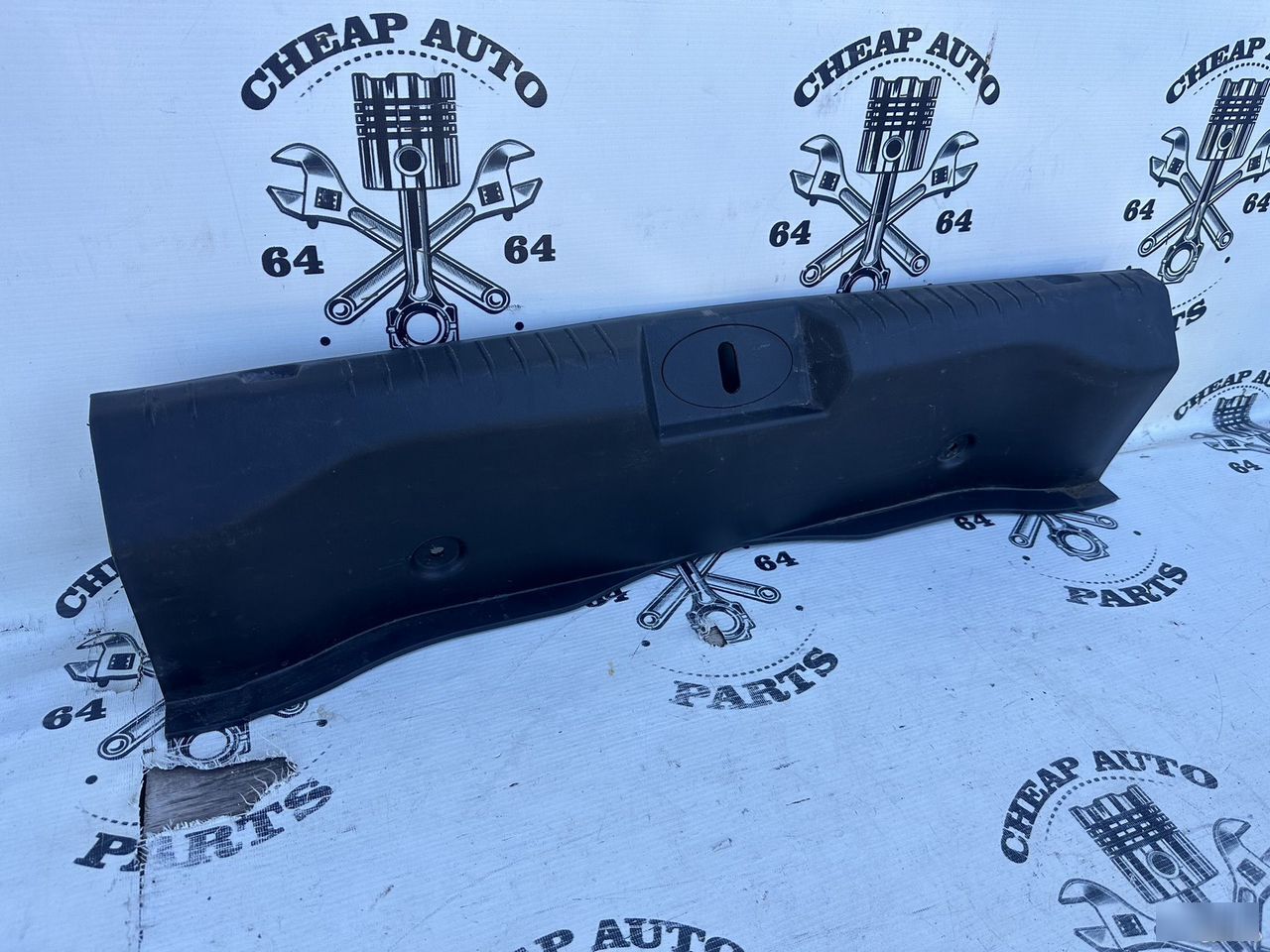 Накладка крышки багажника - Фото 2