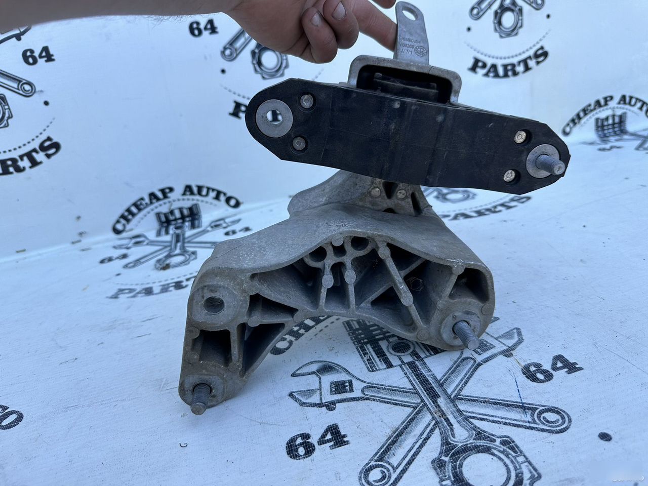 Подушка крепления двигателя - Фото 8