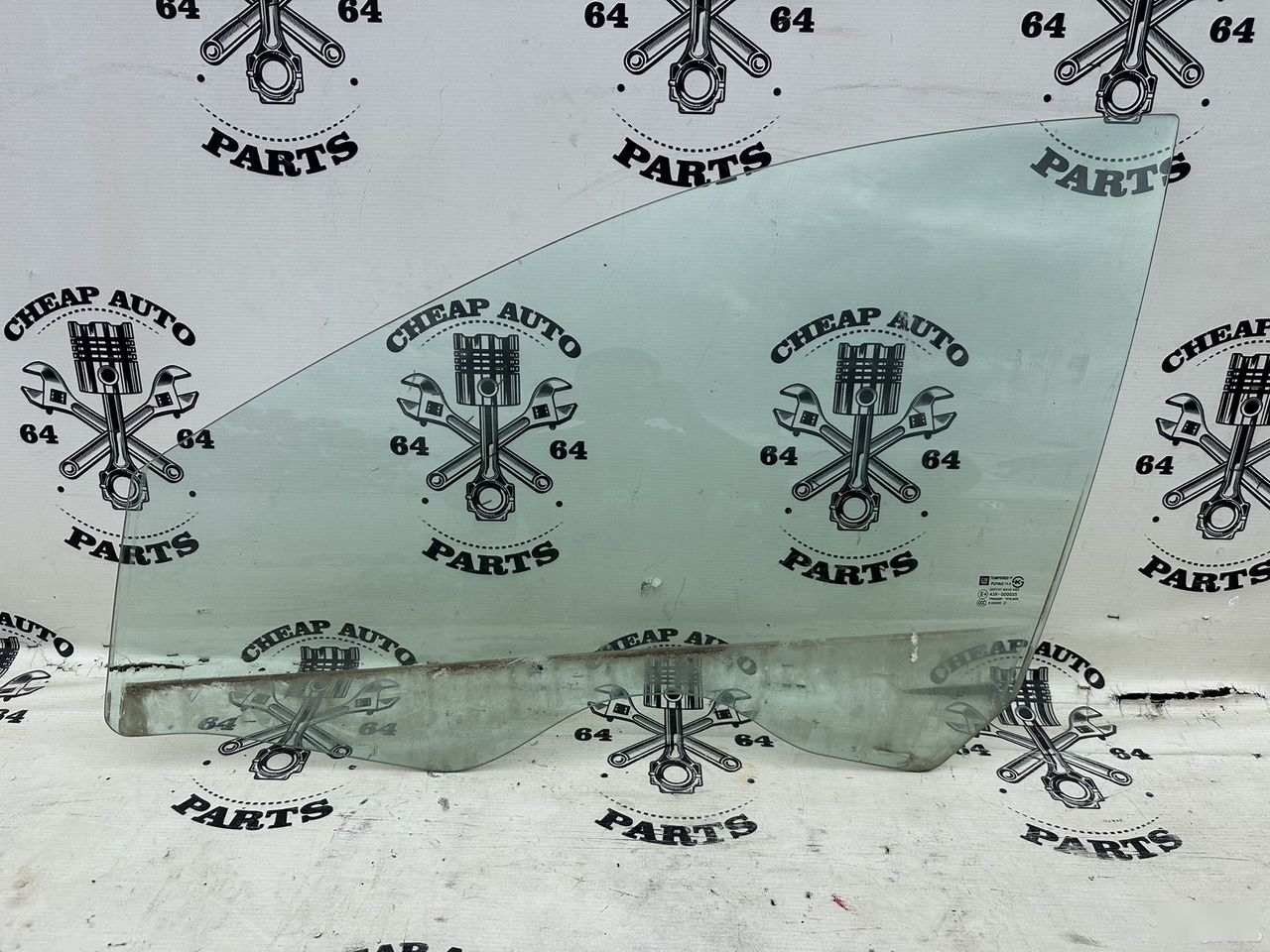 Стекло двери