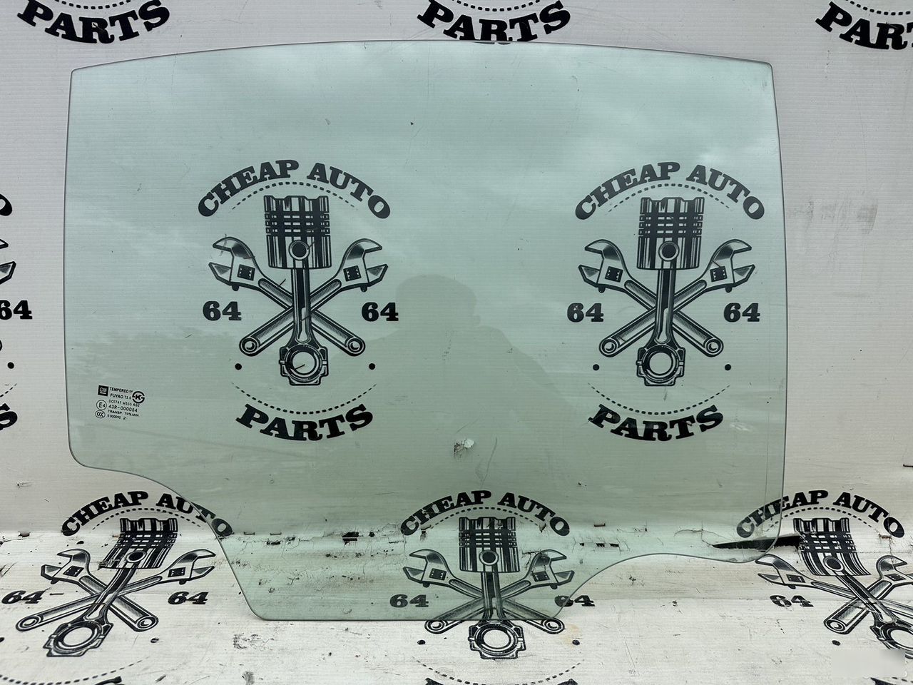 Стекло двери