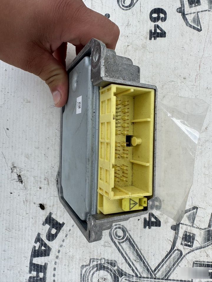 Блок управления airbag - Фото 2