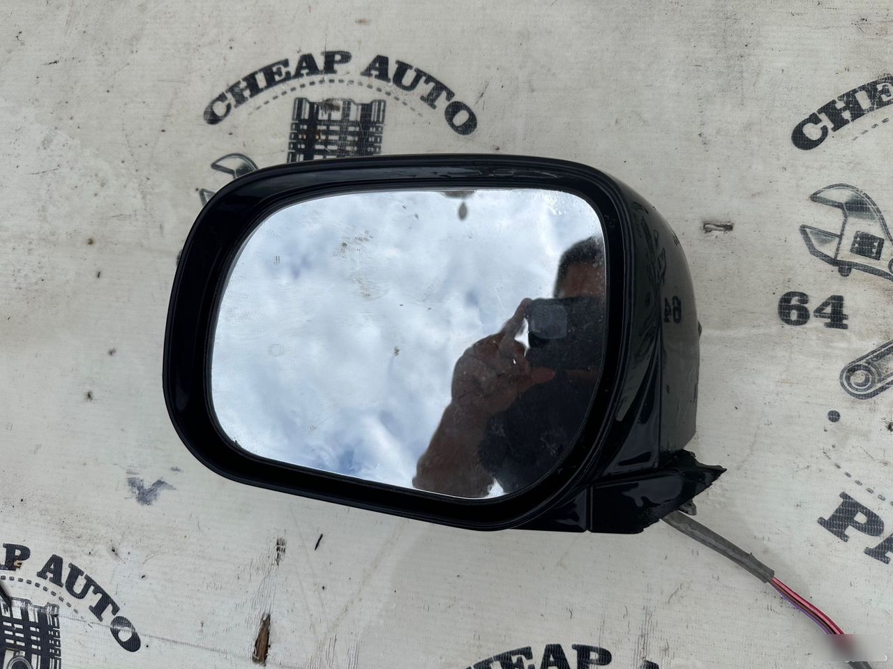 Зеркало заднего вида