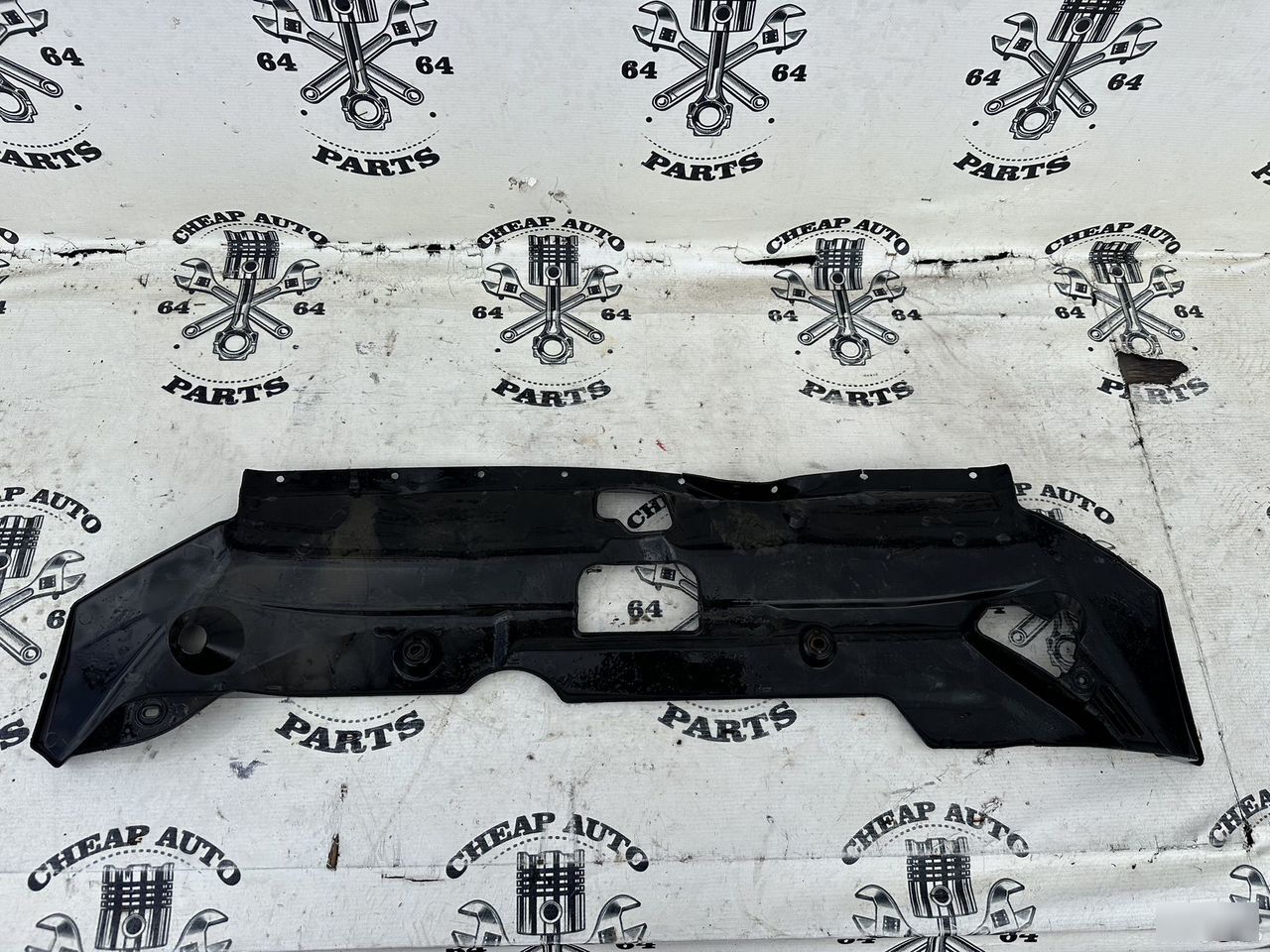 Кожух замка капота - Фото 3