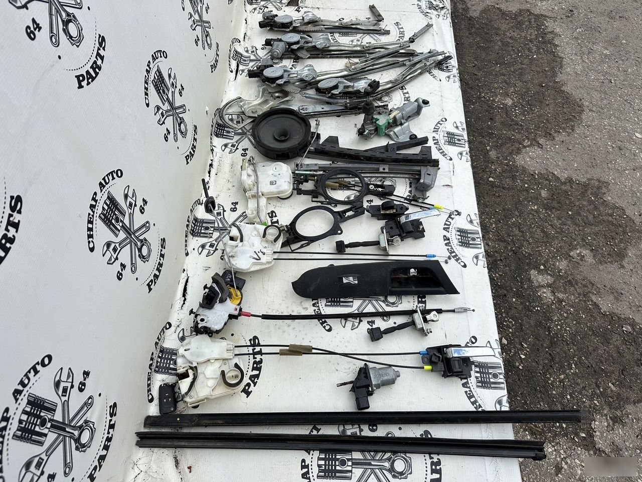 Комплектующие двери - Фото 2