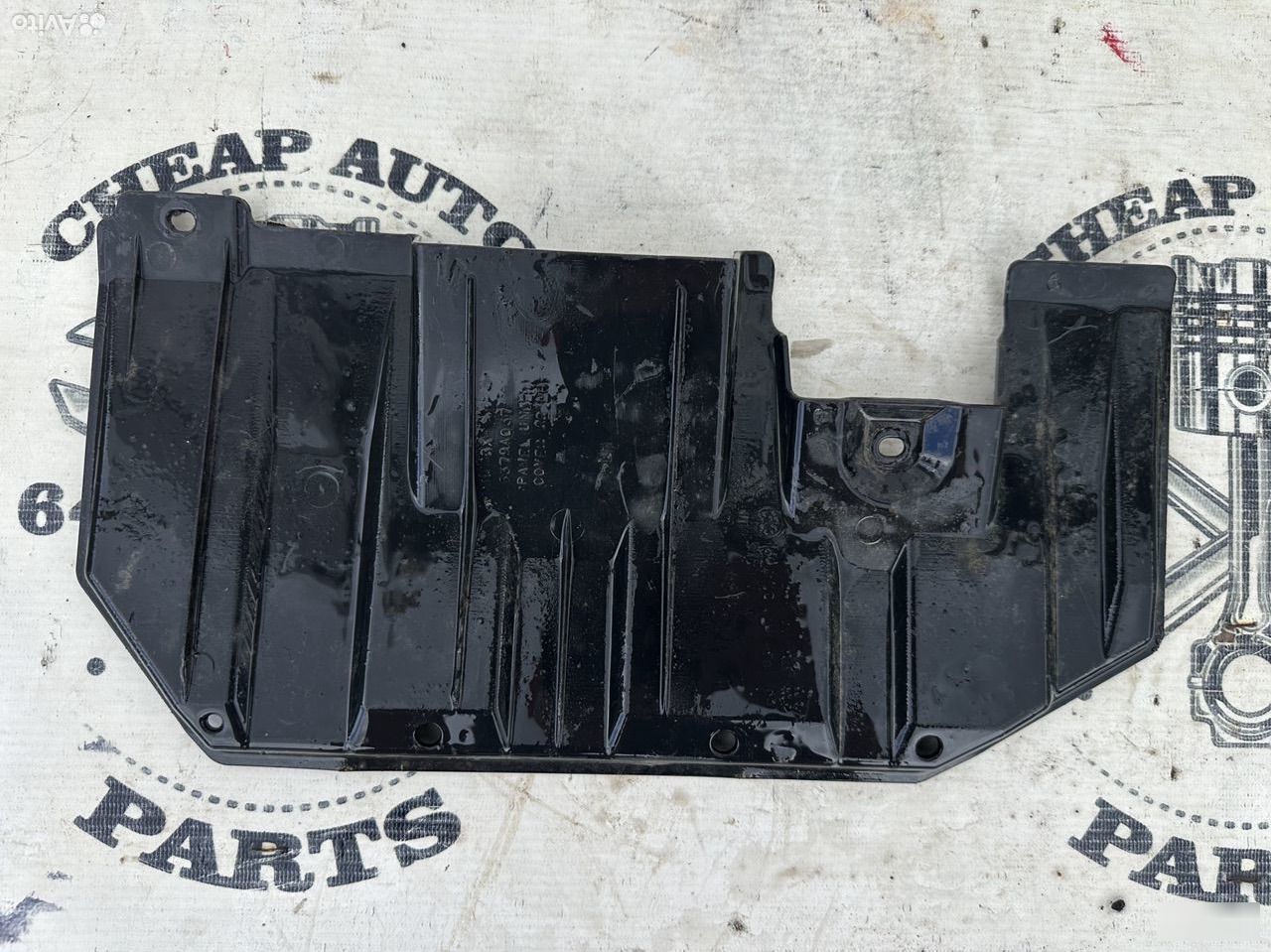 Пыльник двигателя