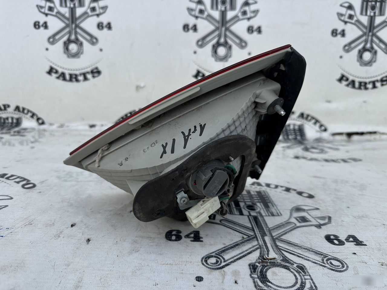 Фонарь крышки багажника - Фото 2