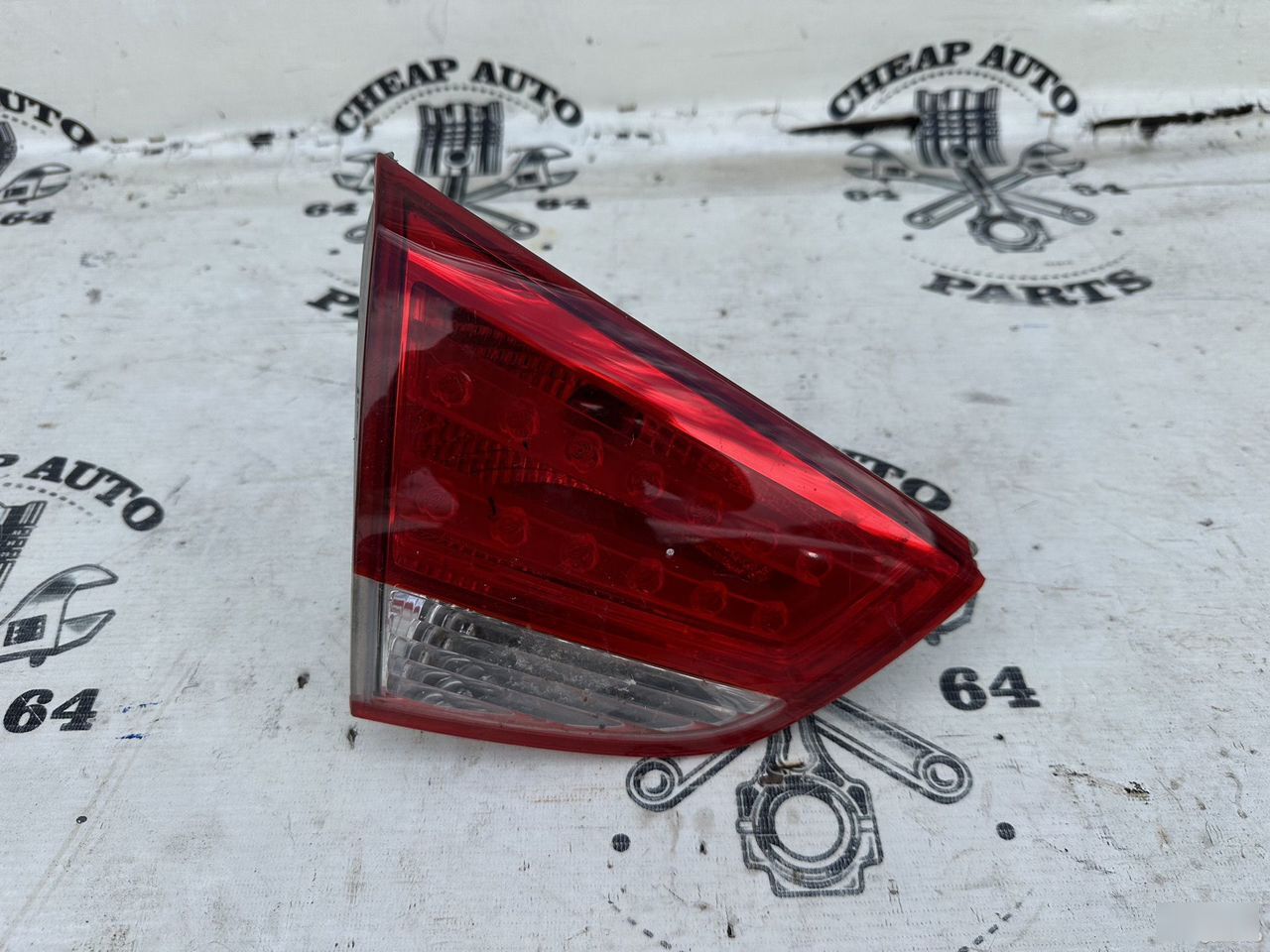 Фонарь крышки багажника - Фото 3