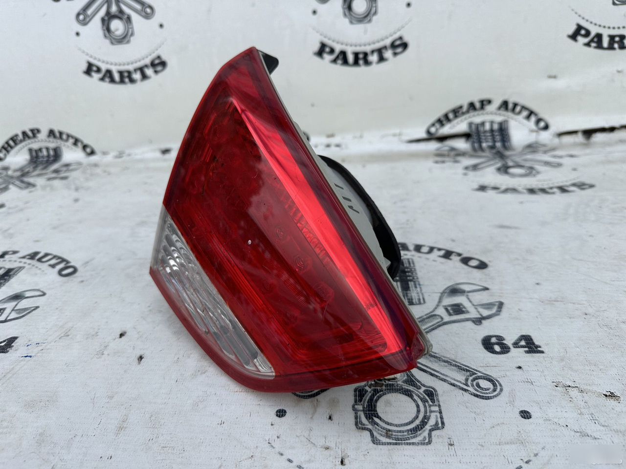 Фонарь крышки багажника - Фото 5