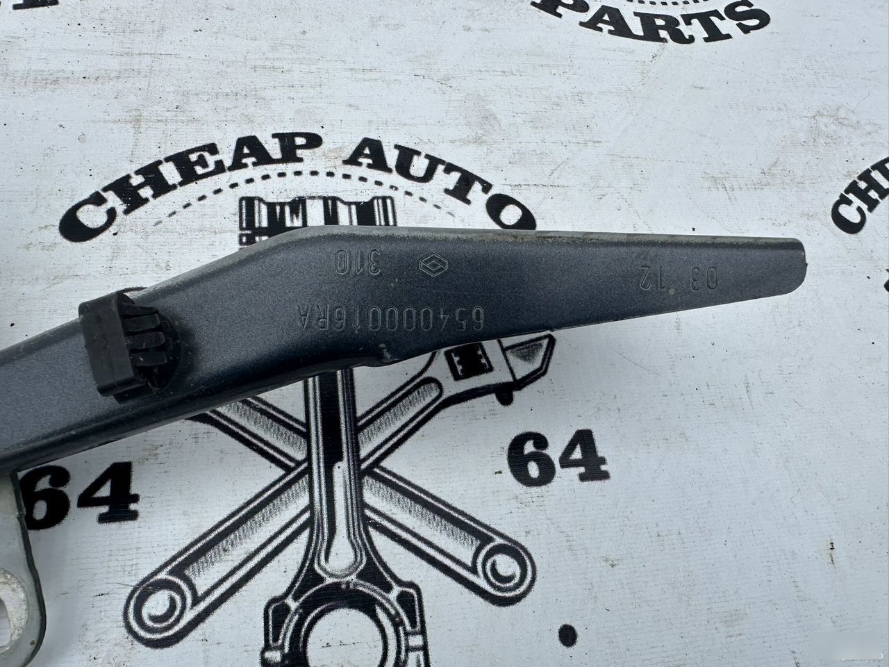 Петля капота - Фото 2