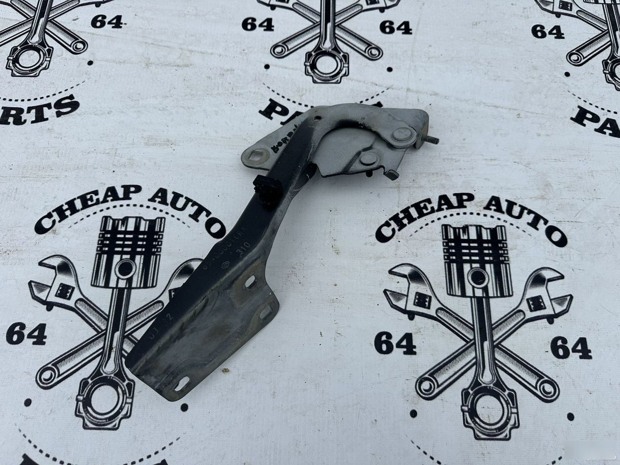 Петля капота - Фото 4