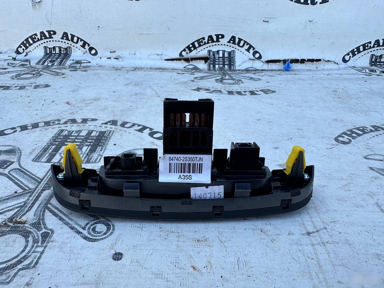 Блок кнопок аварийки - Фото 3