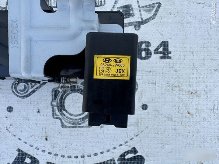 Блок предохранителей реле - Фото 4