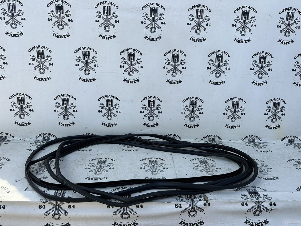 Уплотнитель дверного проема