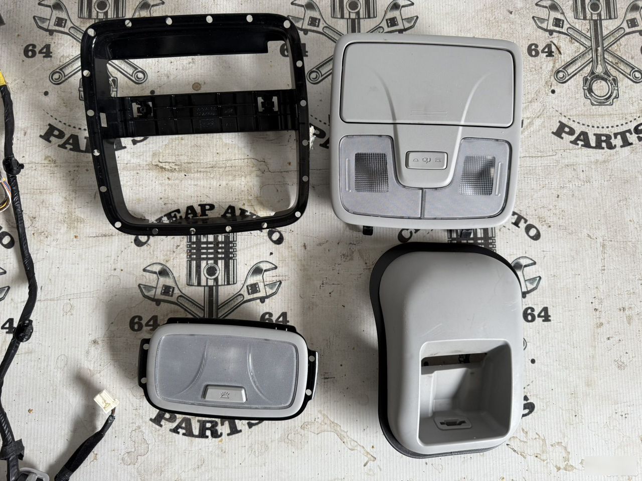 Центральный плафон с подочечником - Фото 3