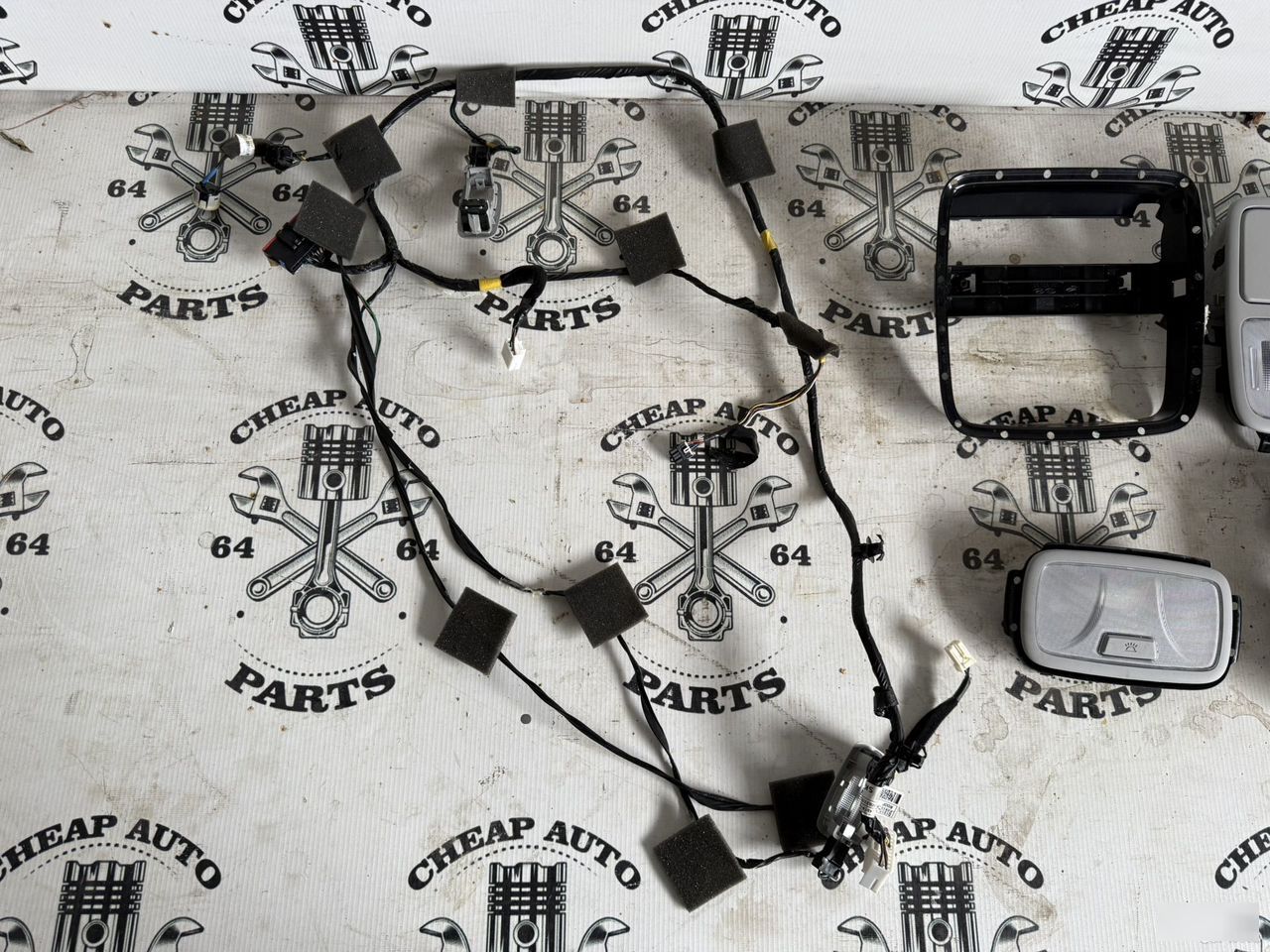 Центральный плафон с подочечником - Фото 4