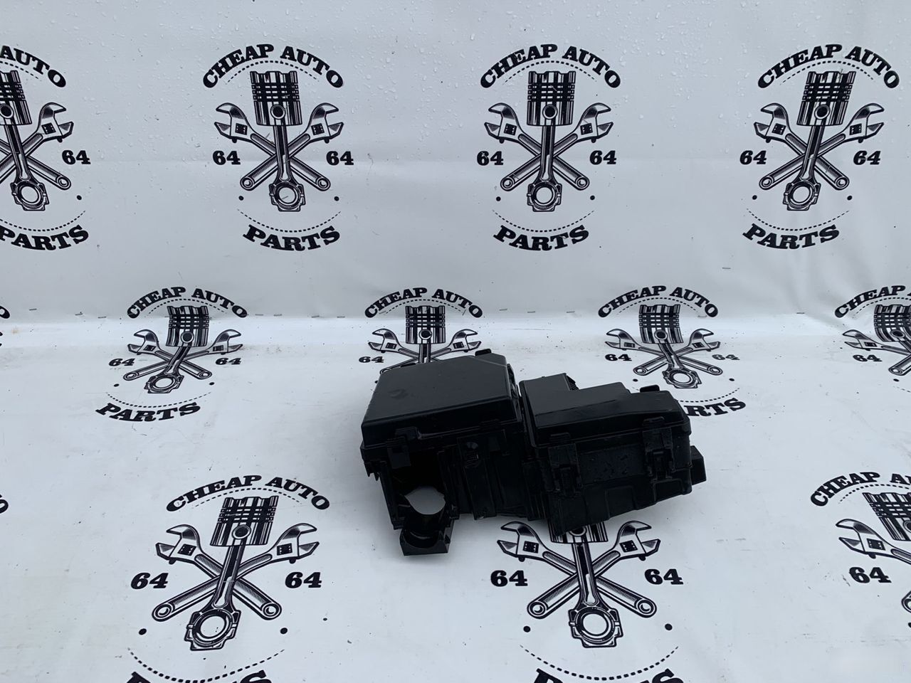 Кожух блока предохранителей - Фото 3