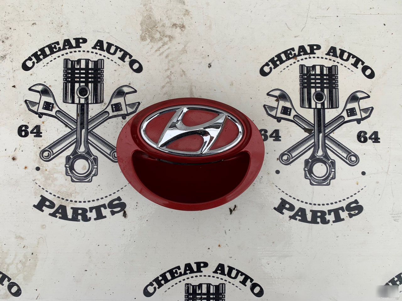 Кнопка открывания багажника