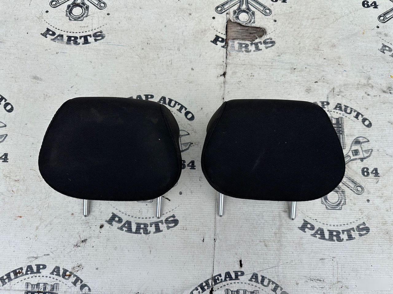 Подголовник сидения