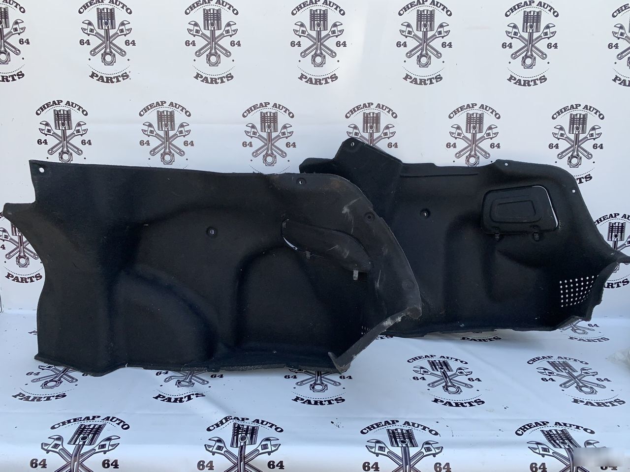 Обшивка части багажника