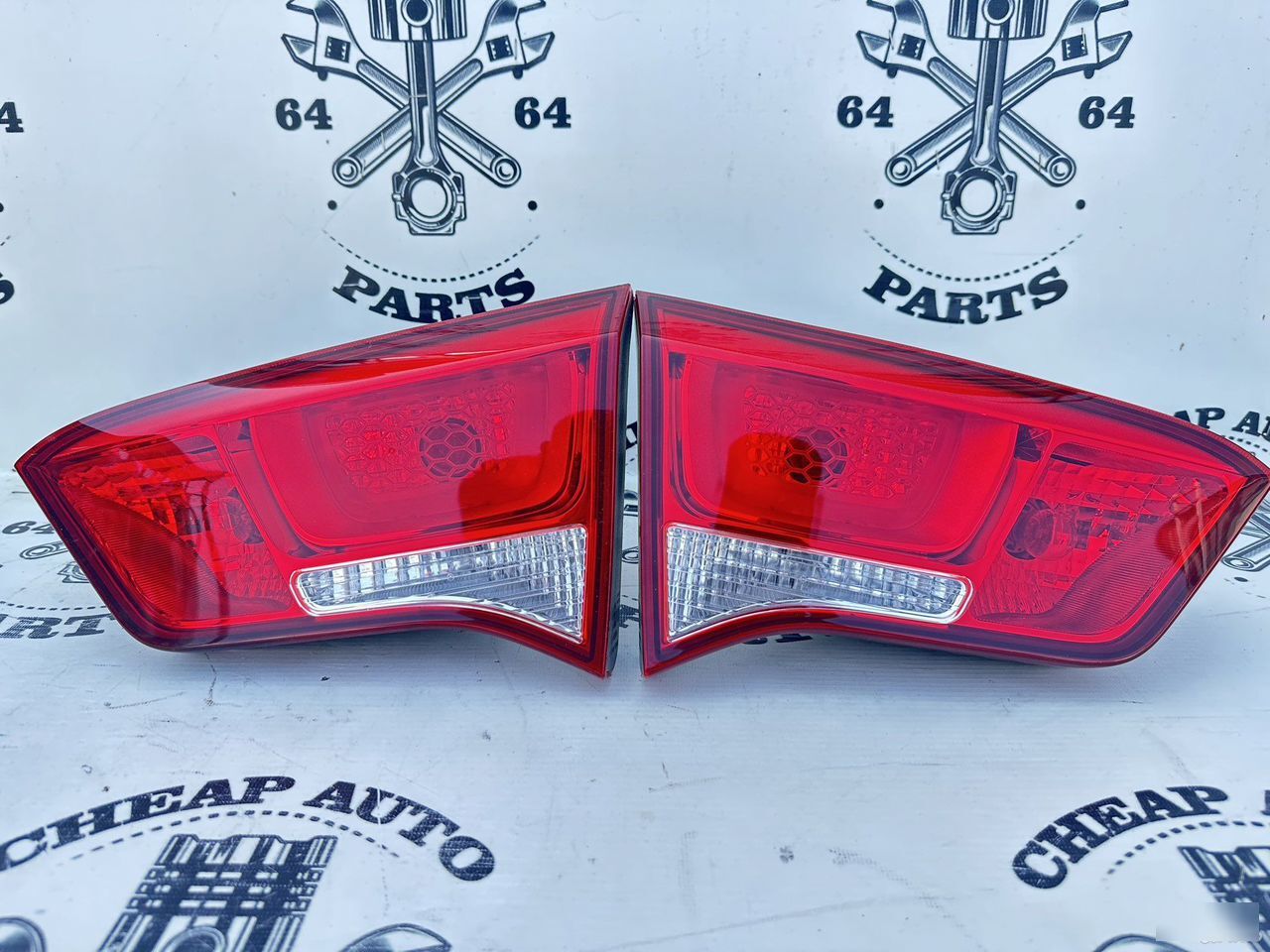 Фонари крышки багажника - Фото 8