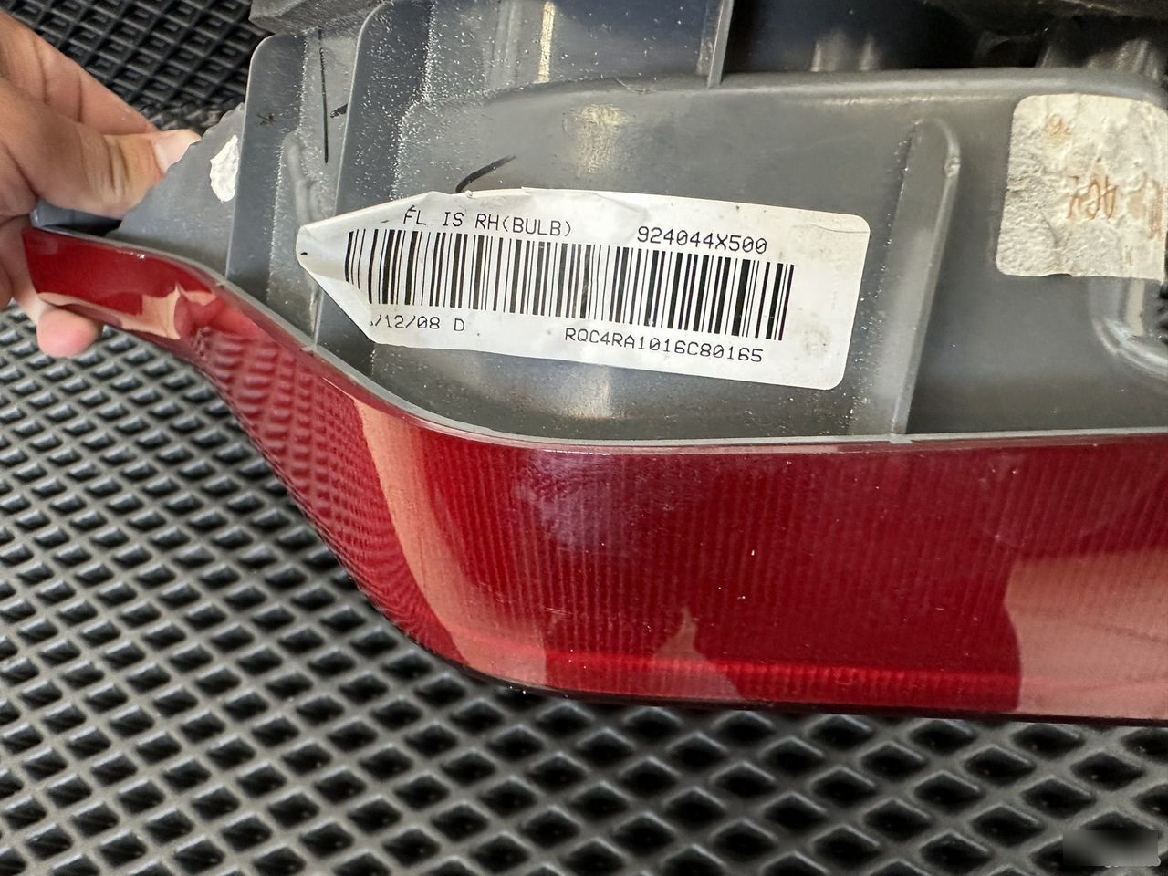 Фонарь в крышку багажника - Фото 7